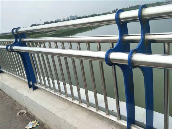 临沧不锈钢复合管护栏